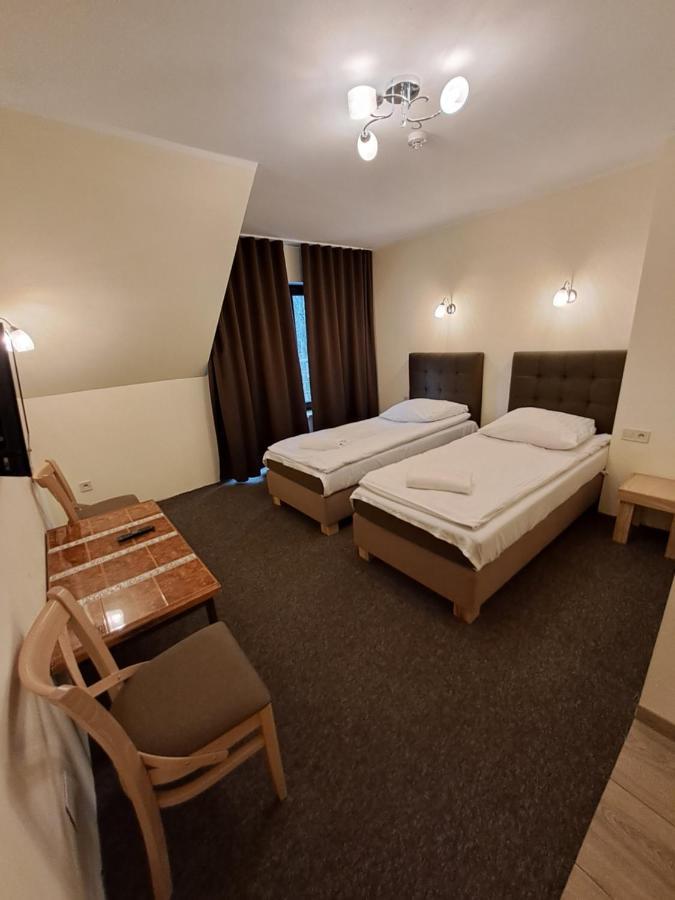 Dworek Staropolski Posen Exterior foto