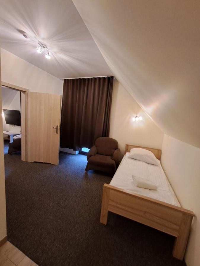 Dworek Staropolski Posen Exterior foto