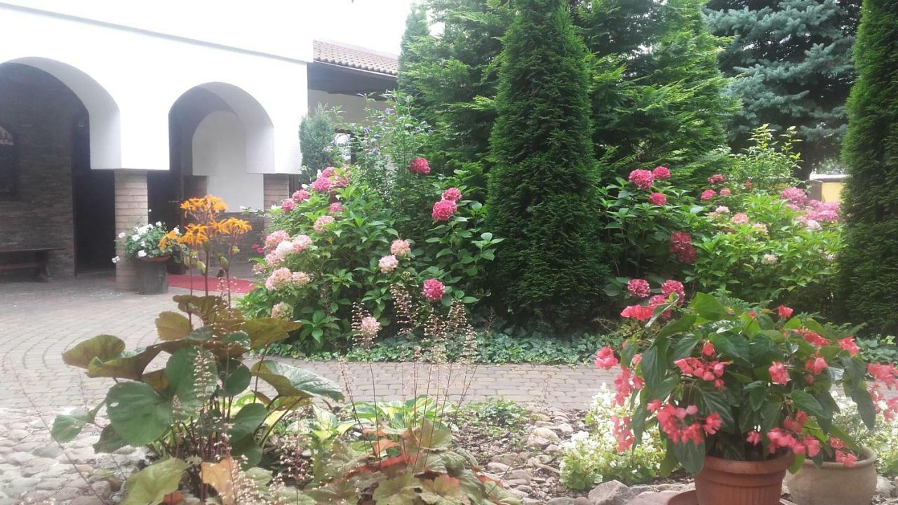 Dworek Staropolski Posen Exterior foto